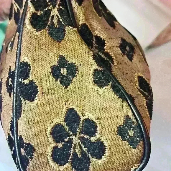 Apt. 9 vintage style Black and Gold Floral Clutch - Picture 6 of 7